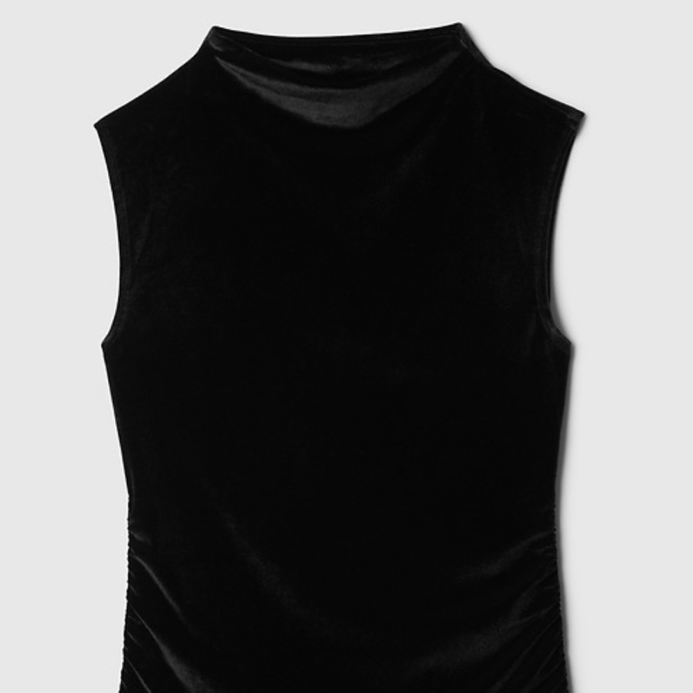 Pull&Bear Black Velvet Top